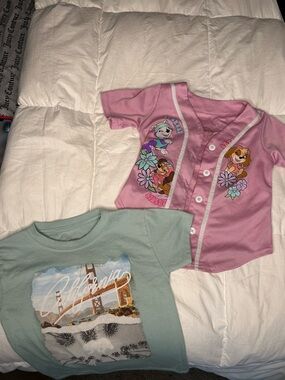 Girls Tees. California & Puppies.Size 4T